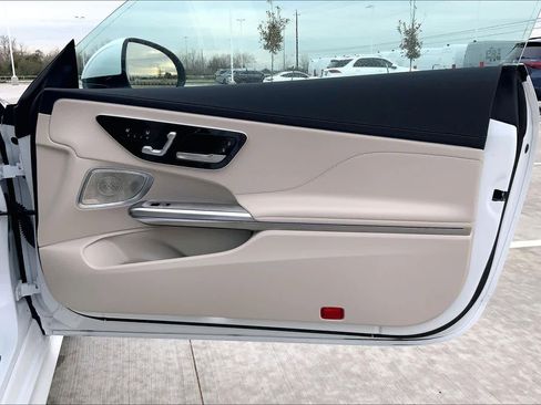 Used 2024 Mercedes-Benz CLE 300 CLE 300 image 20