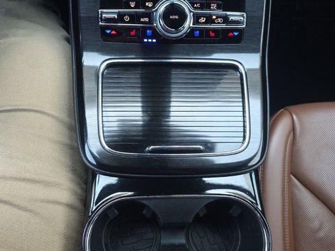 Used 2023 Lincoln Nautilus Reserve w/ Luxury Package image 23