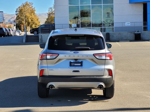 Used 2022 Ford Escape SEL image 6