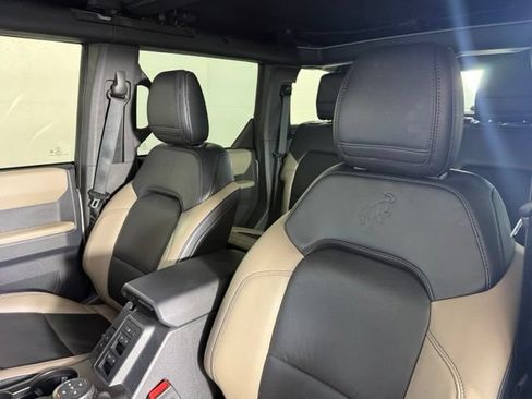 Used 2023 Ford Bronco Wildtrak AWD/4WD image 6