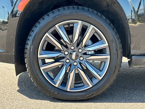 Used 2023 Cadillac Escalade ESV Sport w/ Touring Package AWD/4WD image 29