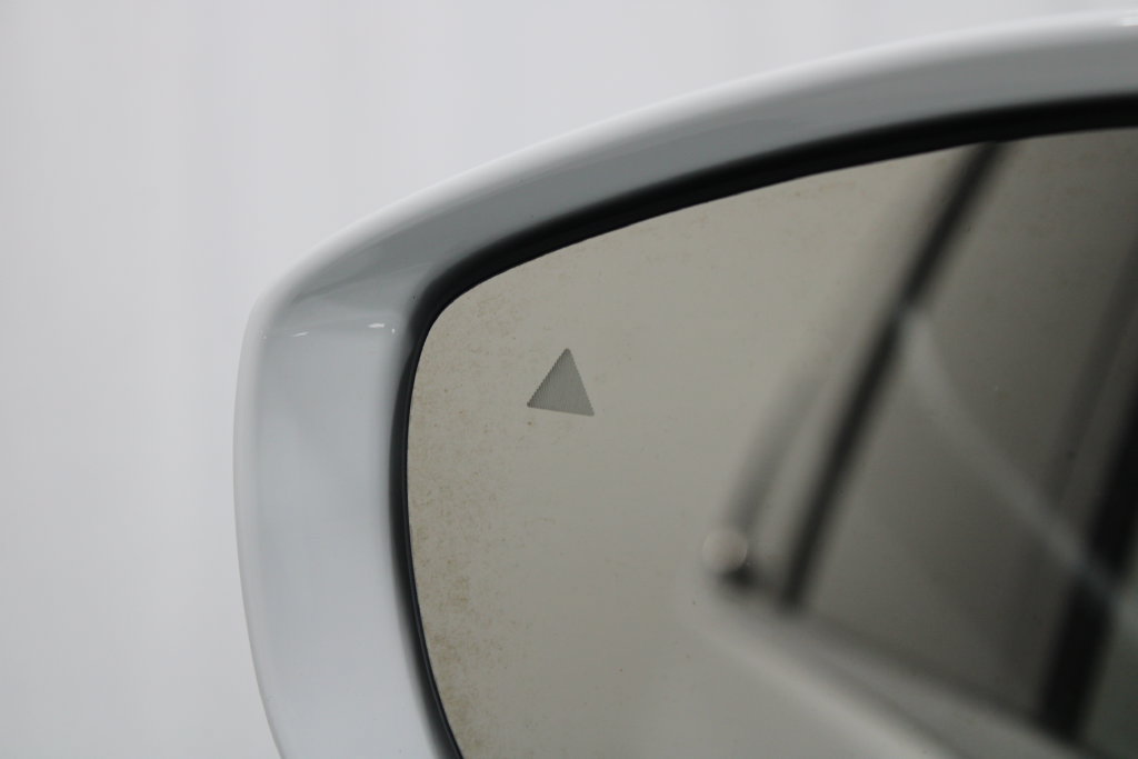Used 2022 Chrysler Pacifica Touring-L FWD image 38
