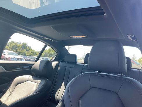 Used 2022 BMW 530e w/ M Sport Package image 16