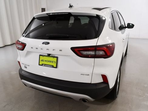 Used 2024 Ford Escape Active w/ Tech Pack #1 AWD/4WD image 12