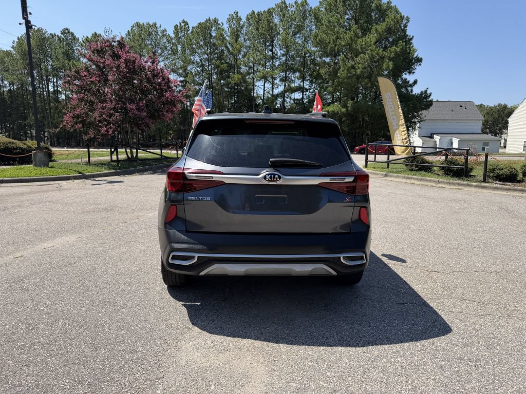 Used 2021 Kia Seltos S AWD/4WD image 7
