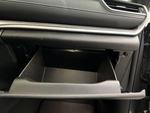 Used 2024 Jeep Grand Cherokee L Limited w/ Luxury Tech Group II image 29