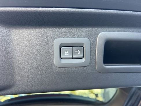 Certified 2024 MAZDA CX-50 AWD 2.5 S w/ Cargo Package image 36