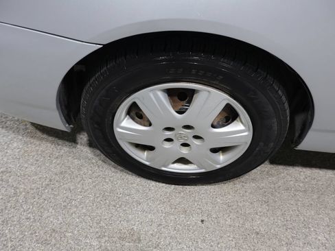 Used 2006 Toyota Corolla LE FWD image 10