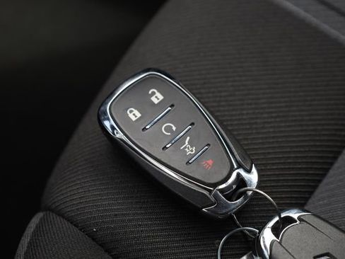 Used 2024 Chevrolet Blazer LT w/ Convenience Package FWD image 34