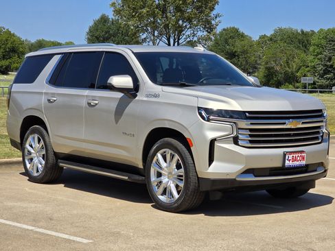 Used 2023 Chevrolet Tahoe High Country AWD/4WD image 3