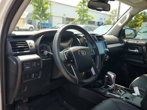 Used 2023 Toyota 4Runner TRD Off-Road Premium w/ Moonroof Package AWD/4WD image 19