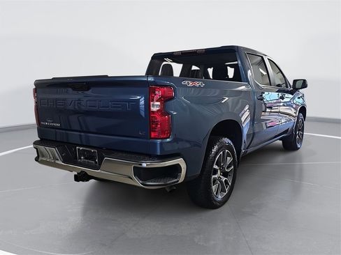 Certified 2024 Chevrolet Silverado 1500 LT image 3