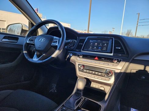 Used 2019 Hyundai Sonata SEL w/ Tech Package 02 image 13