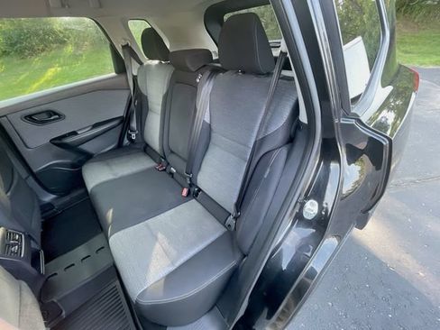 Used 2021 Nissan Rogue S AWD/4WD image 16