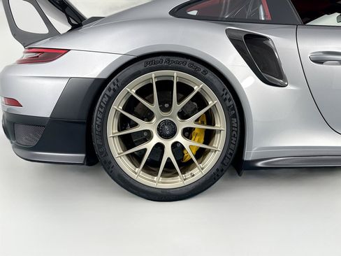 Used 2018 Porsche 911 GT2 RS RWD image 67