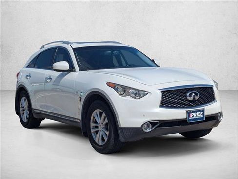 Used 2017 INFINITI QX70 AWD w/ Premium Package image 3