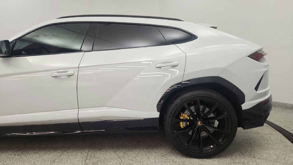 Used 2020 Lamborghini Urus AWD/4WD image 14