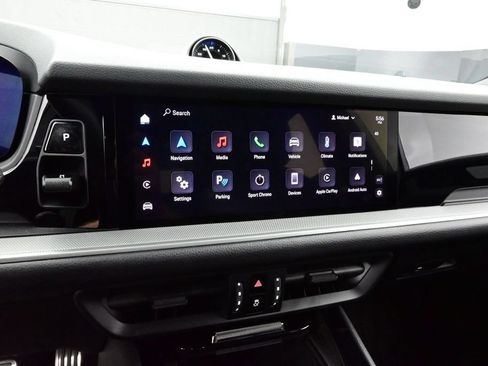 Certified 2025 Porsche Cayenne S AWD/4WD image 10