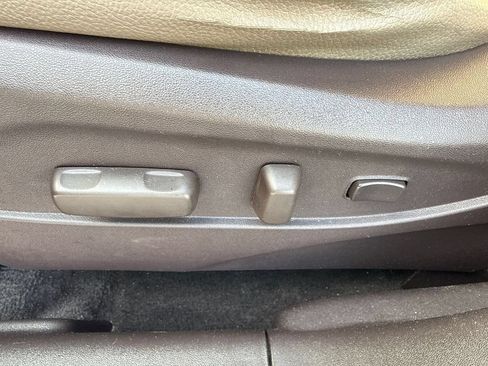 Used 2014 Hyundai Tucson SE AWD/4WD image 16