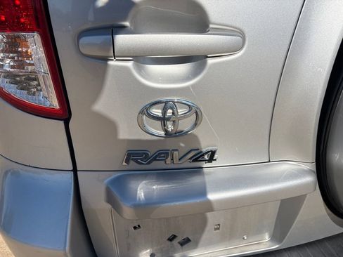 Used 2011 Toyota RAV4 4WD w/ Base L4 Extra Value Pkg image 21