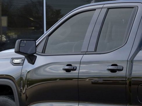 New 2026 GMC Sierra 1500 Elevation image 12