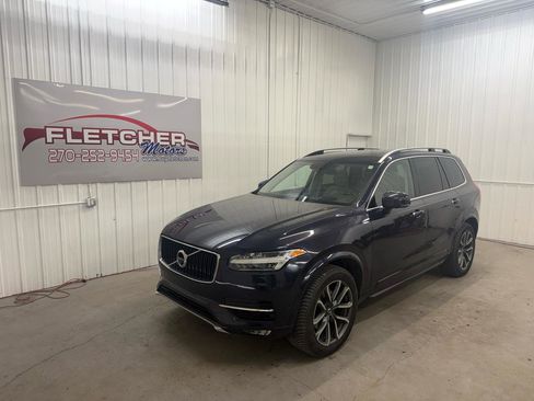 Used 2017 Volvo XC90 T6 Momentum w/ Vision Package image 3