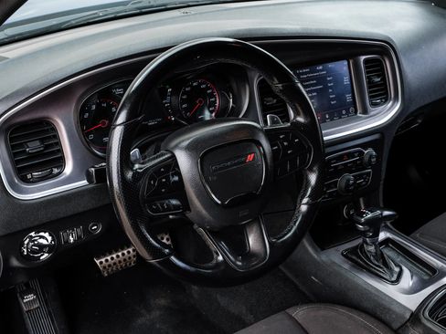 Used 2022 Dodge Charger R/T w/ Blacktop Package RWD image 19