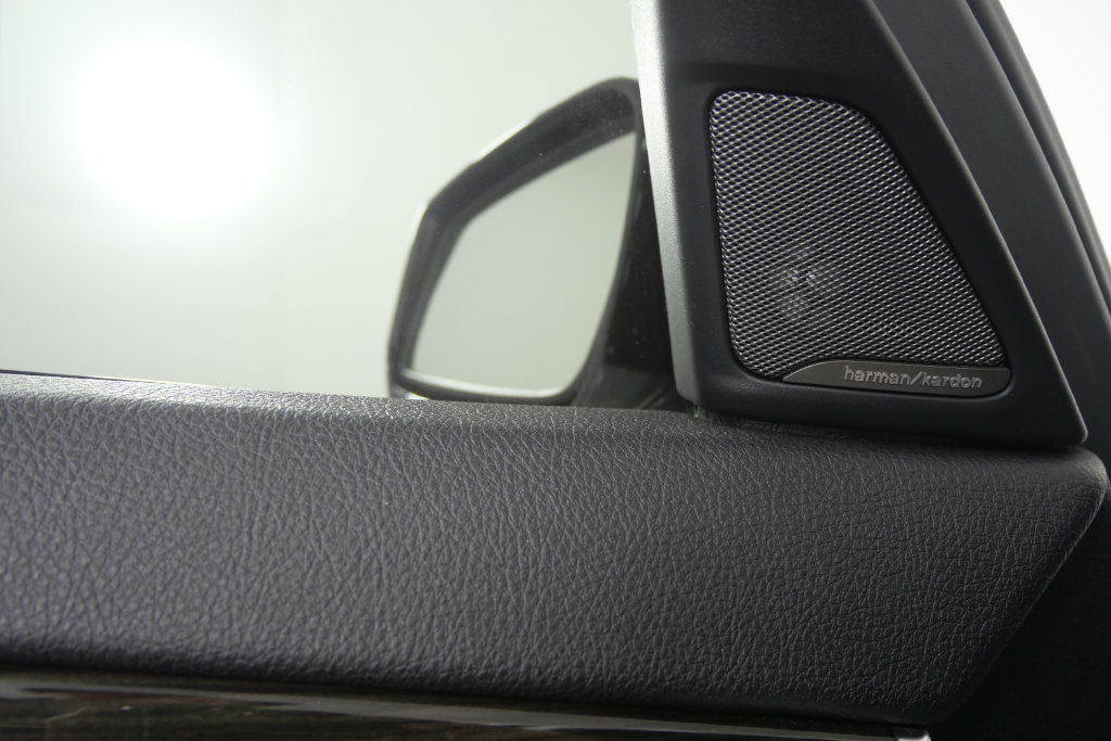 Used 2015 BMW 528i Sedan RWD image 11