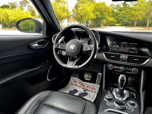 Used 2022 Alfa Romeo Giulia Sprint image 33