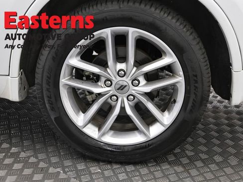 Used 2024 Dodge Durango GT RWD image 34