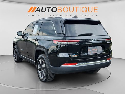 Used 2023 Jeep Grand Cherokee 4WD 4xe image 3