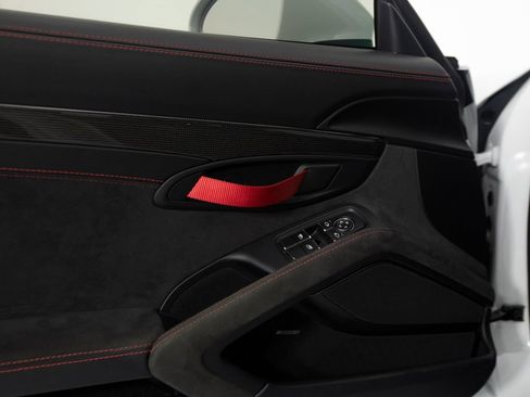 Certified 2022 Porsche 718 Cayman GT4 RWD image 19