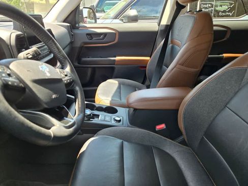 Used 2023 Ford Bronco Sport Outer Banks w/ Tech Package AWD/4WD image 9