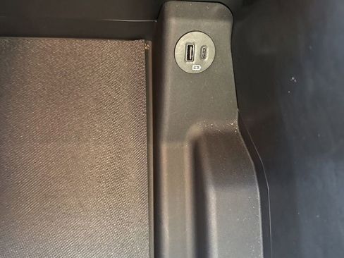 Used 2022 Ford F150 XLT w/ Equipment Group 302A High image 38