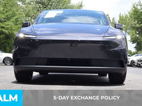 Used 2026 Tesla Model Y AWD image 3