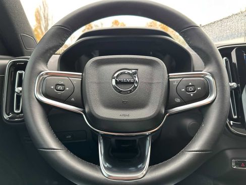 Certified 2023 Volvo C40 P8 Recharge Ultimate image 22