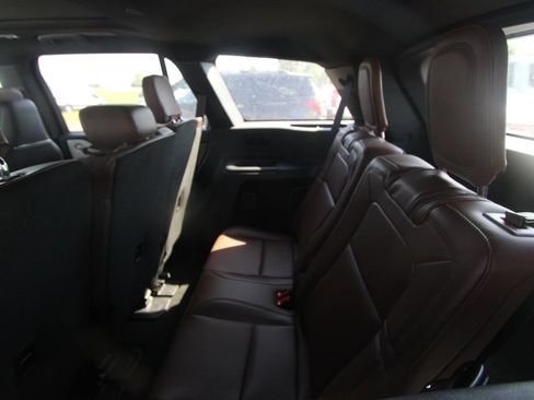 Used 2025 Lincoln Aviator Reserve w/ Equipment Group 201A AWD/4WD image 18