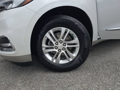 Certified 2021 Buick Enclave Essence w/ Sound and Sites Package FWD image 31
