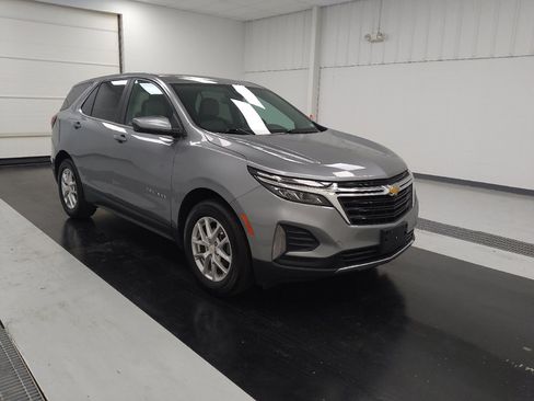 Used 2023 Chevrolet Equinox LT FWD image 13