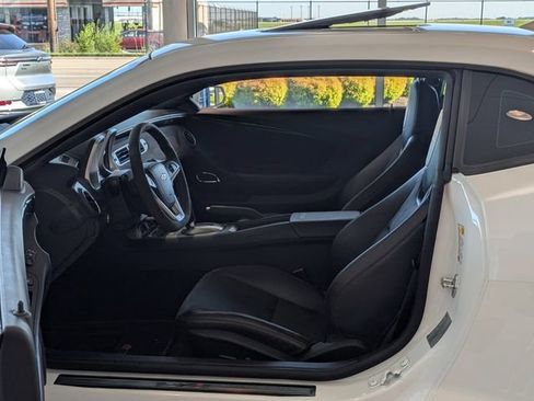 Used 2015 Chevrolet Camaro ZL1 RWD image 3