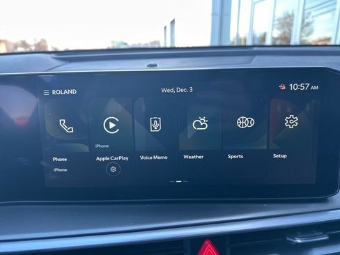 Used 2025 Kia Sorento EX w/ EX Panoramic Sunroof Package image 17