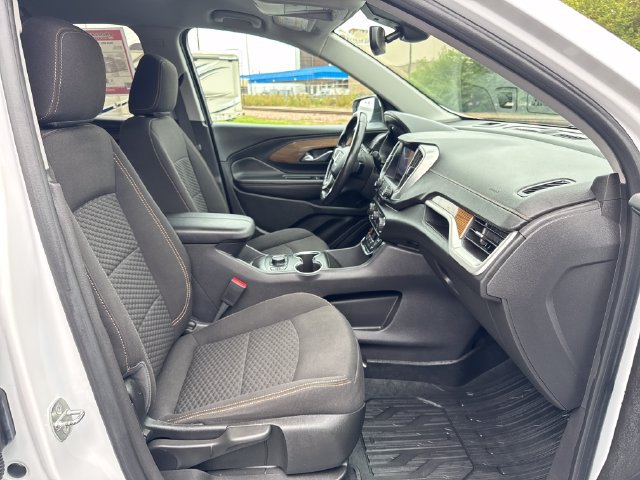 Used 2020 GMC Terrain SLE w/ Driver Convenience Package AWD/4WD image 29