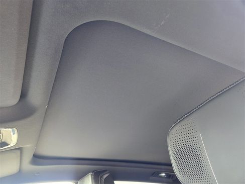 New 2025 Cadillac Lyriq Luxury image 27