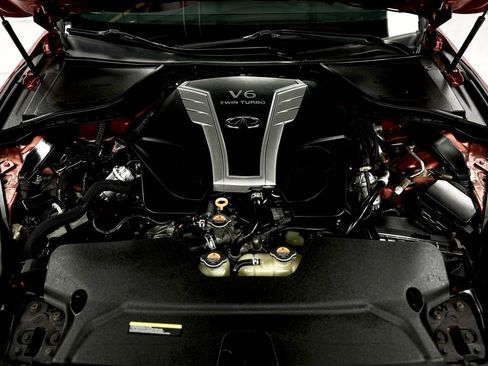 Used 2017 INFINITI Q60 Red Sport 400 image 40