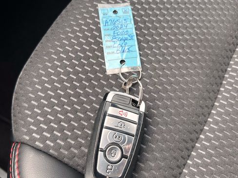 Used 2024 Ford Escape ST-Line w/ Tech Pack #1 AWD/4WD image 30