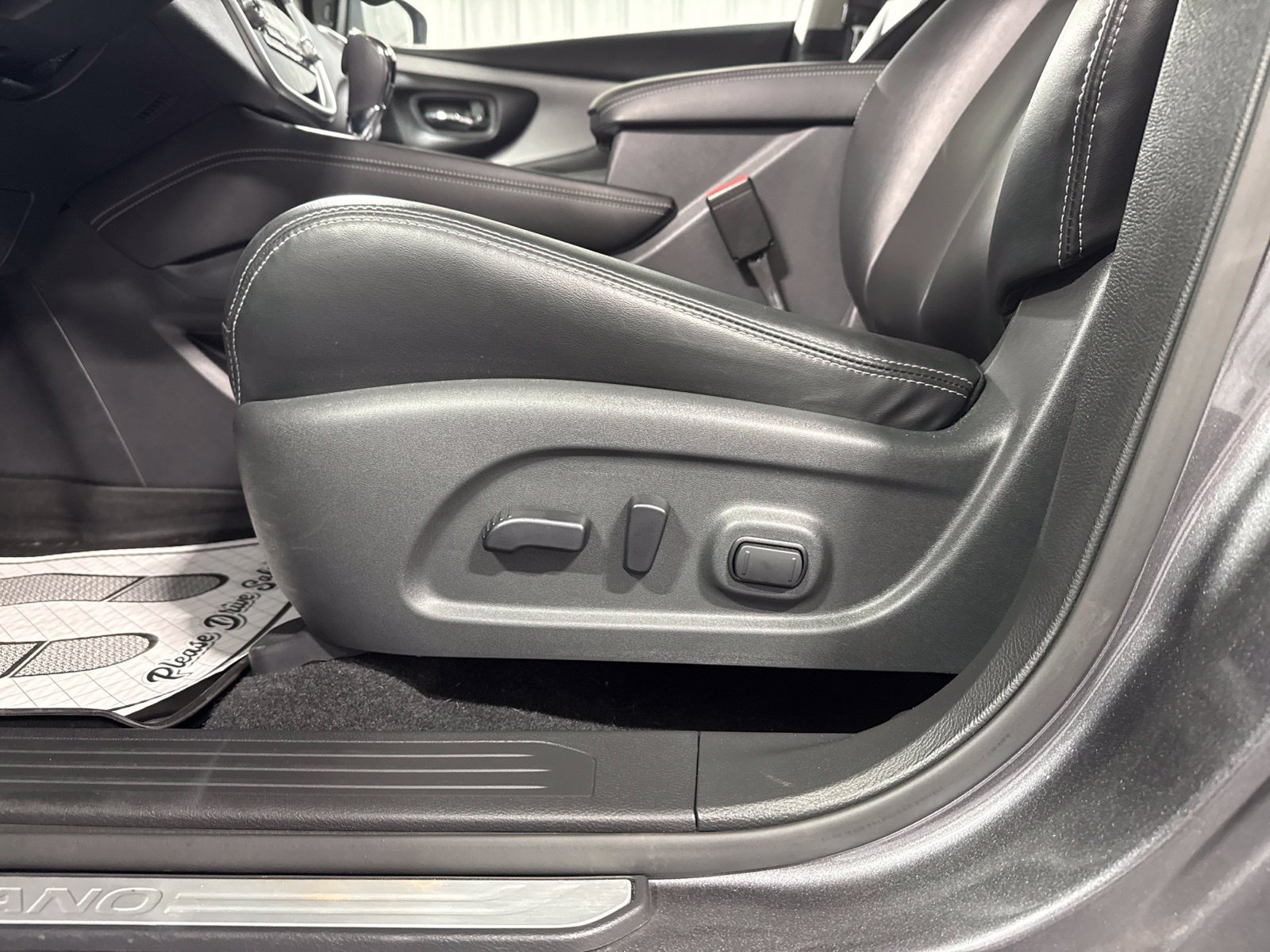 Used 2023 Nissan Murano SV FWD image 22