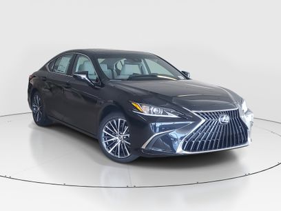 New 2025 Lexus ES 350 w/ Premium Package