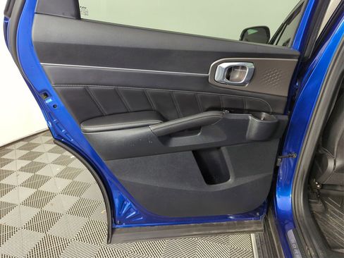 Used 2023 Kia Sorento SX image 28