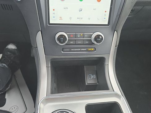 Used 2022 Ford Edge SEL w/ Convenience Package image 20