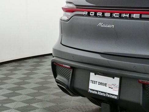 Certified 2026 Porsche Macan Turbo AWD/4WD image 37
